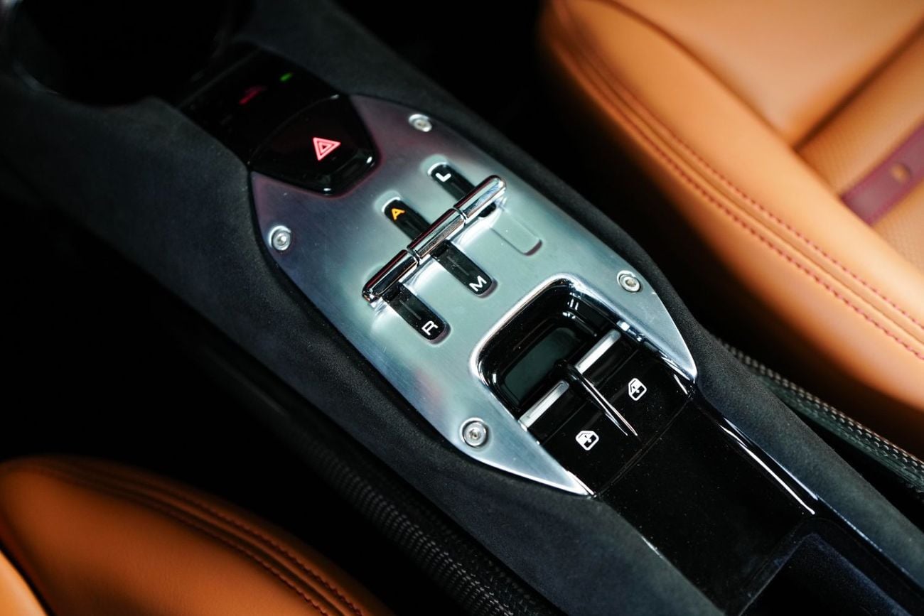 فيراري 296 GTB GTB Assetto Fiorano-GCC-304 Kilometres ONLY-Al Tayer Service Contract