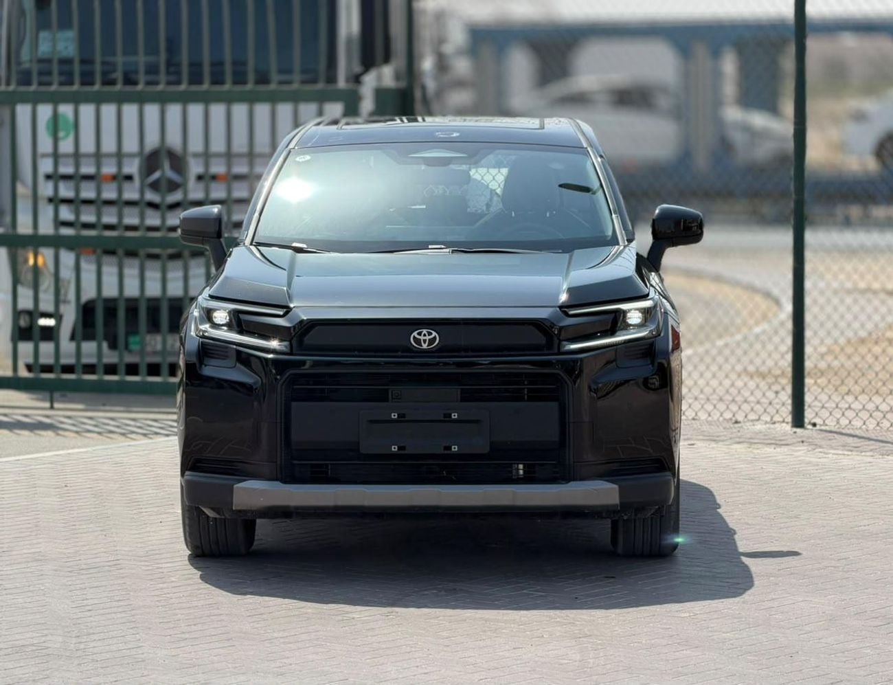تويوتا راف ٤ VXR HEV سعر التصدير لعام 2026: 152,000 درهم إماراتي