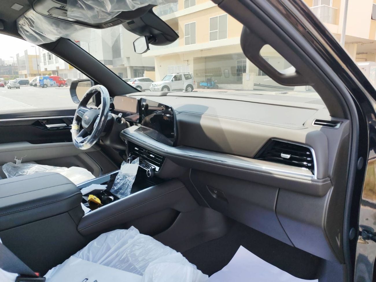 شيفروليه تاهو 2026 Model Chevrolet Tahoe شيفروليه تاهو LS موديل 2026، محرك بنزين V8 سعة 5.3 لتر، ناقل حركة أوتوماتيكي، دفع رباعي، للتصدير فقط