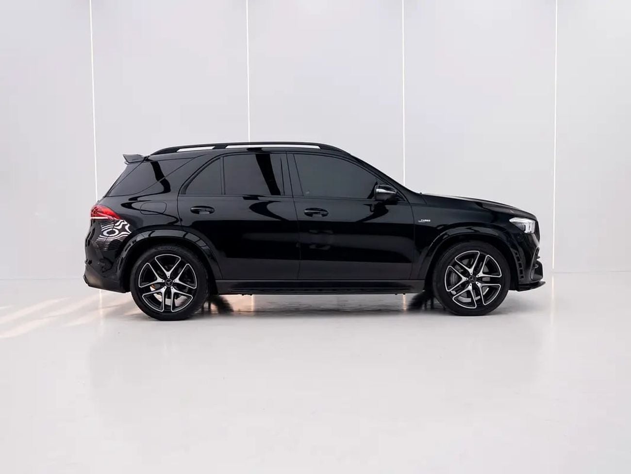 Mercedes Benz GLE53 AMG COUPE 4MATIC+ BLACK-ON-BLACK | AMG CARBON INTERIOR | JAPANESE SPECS