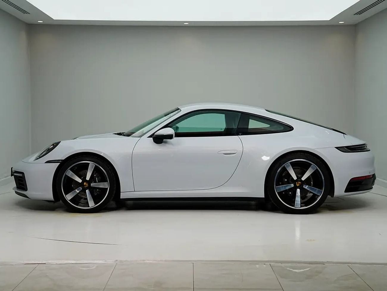 بورش 911 CARRERA Al Nabooda Dealer Warranty | Only 2,590 KM | Japanese specs