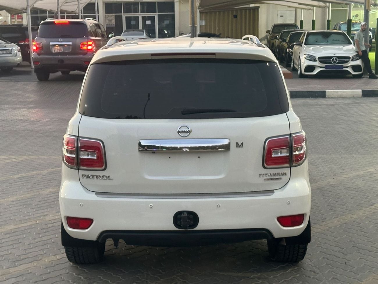 نيسان باترول LE T2 TITANIUM