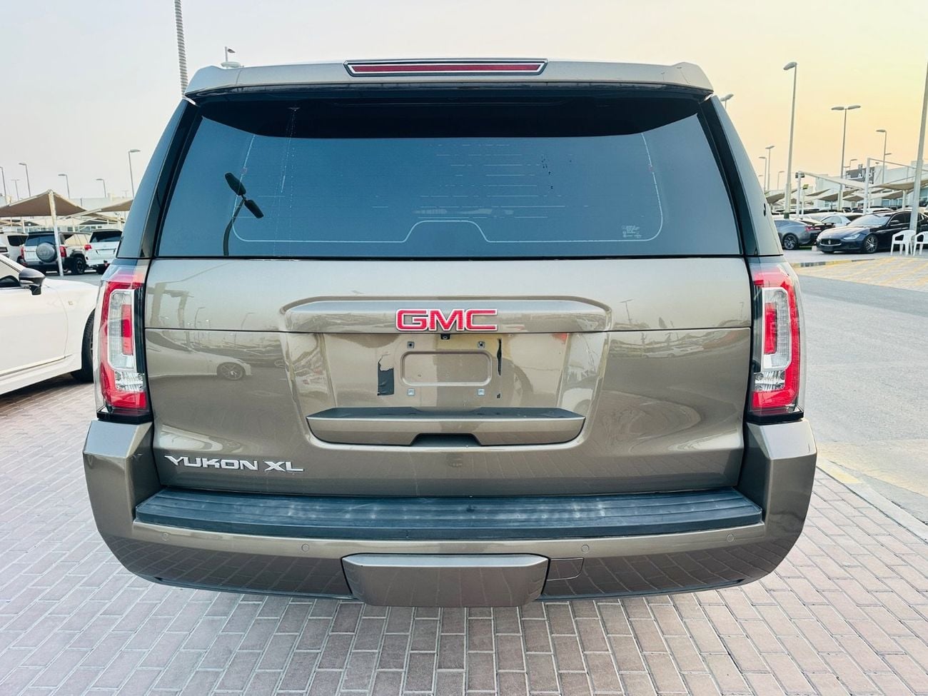 GMC Yukon DENALI