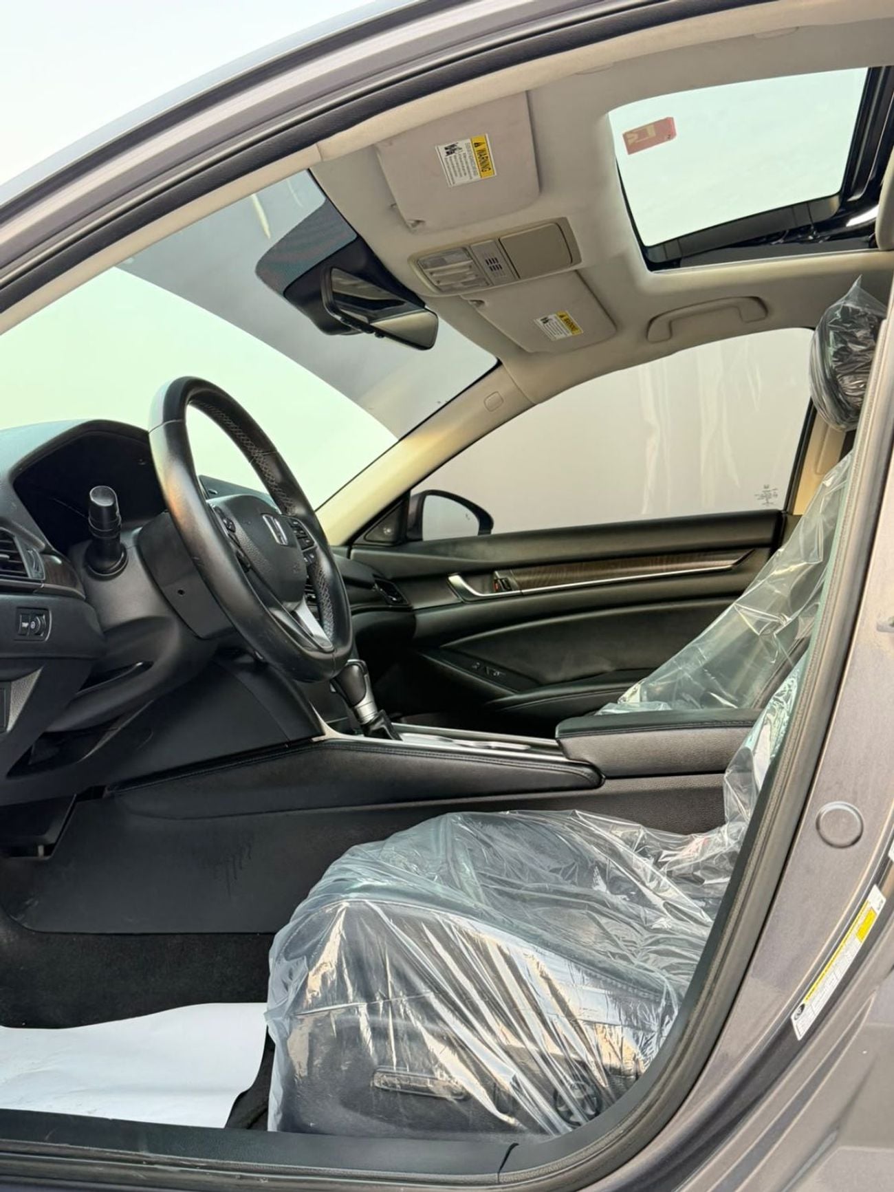 Honda Accord EX-L first owner, fully loaded, top-of-the-line model with sunroof