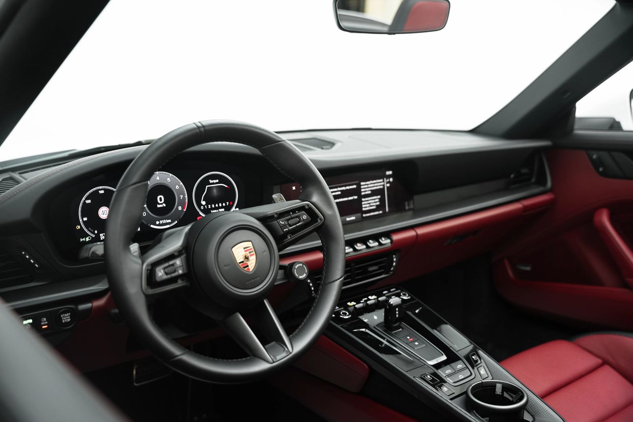 بورش 911 كاريرا