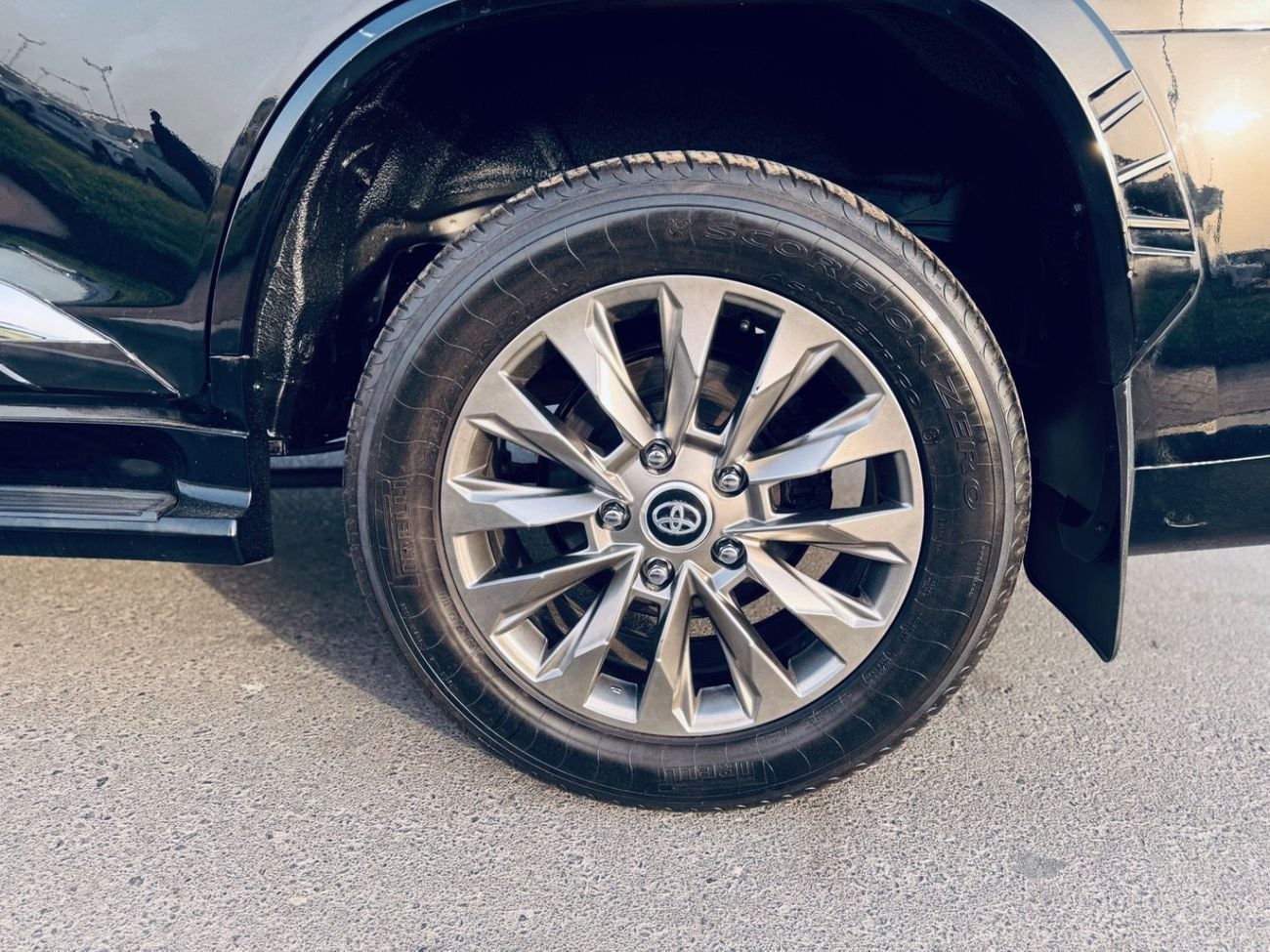 Toyota Land Cruiser GXR