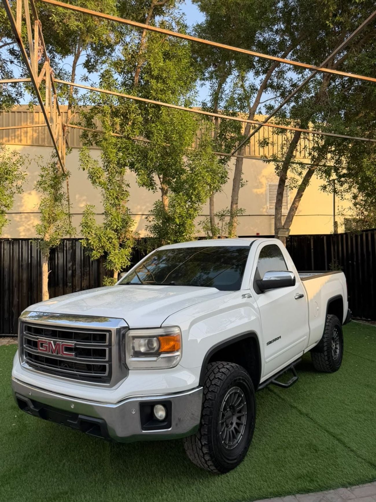جي أم سي سييرا 1500 REG/CAB SLE Z71