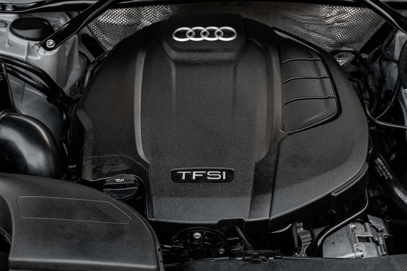 أودي Q5 45 TFSI quattro S line Q5 45 TFSI S-LINE Quattro | 3,134 P.M | 0% Downpayment | Audi Q5 45 TFSI S-LINE Quattro!
