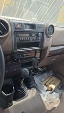 تويوتا لاند كروزر 70 LC71 LX