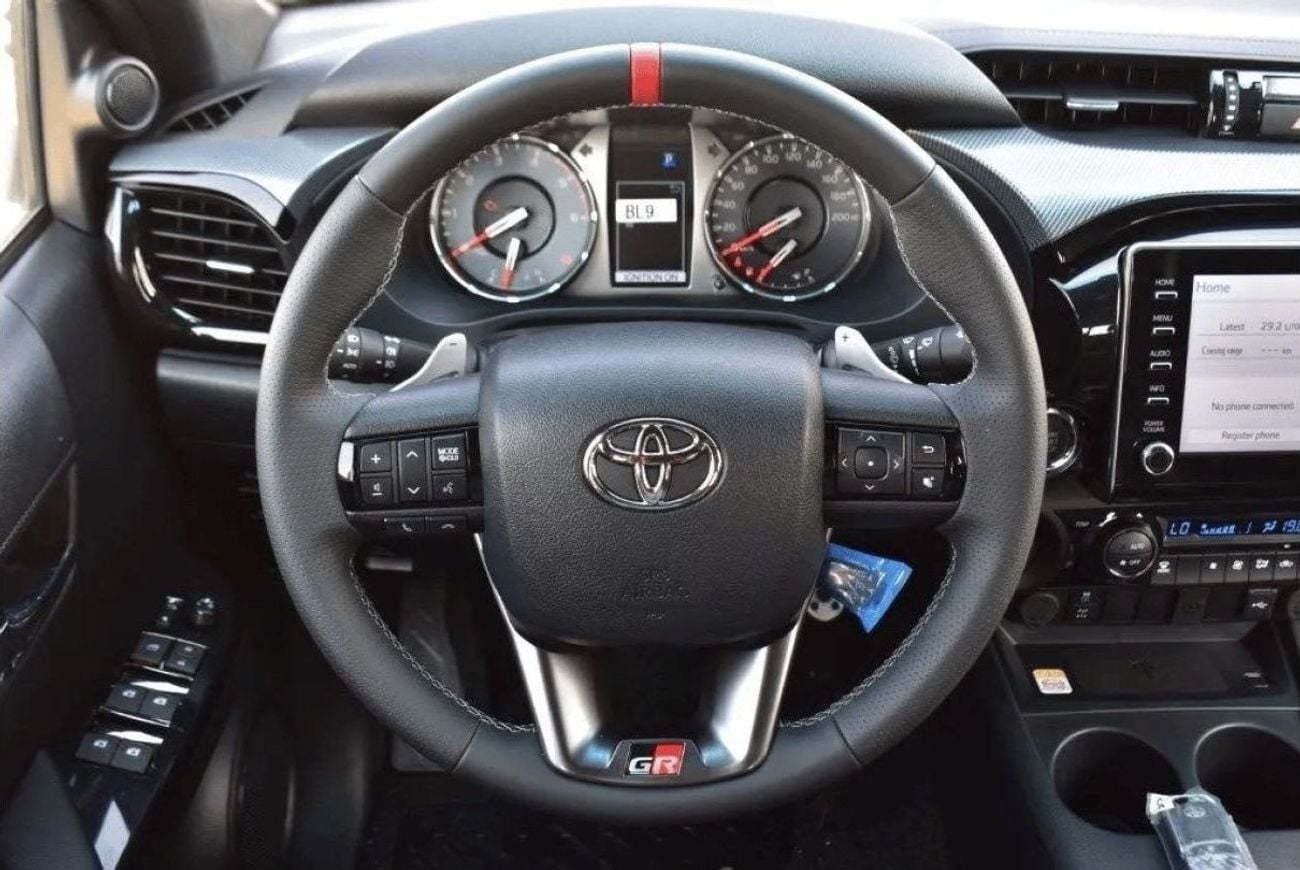 Toyota Hilux GR SPORT toyota hilux 2.8 diesel 2026
