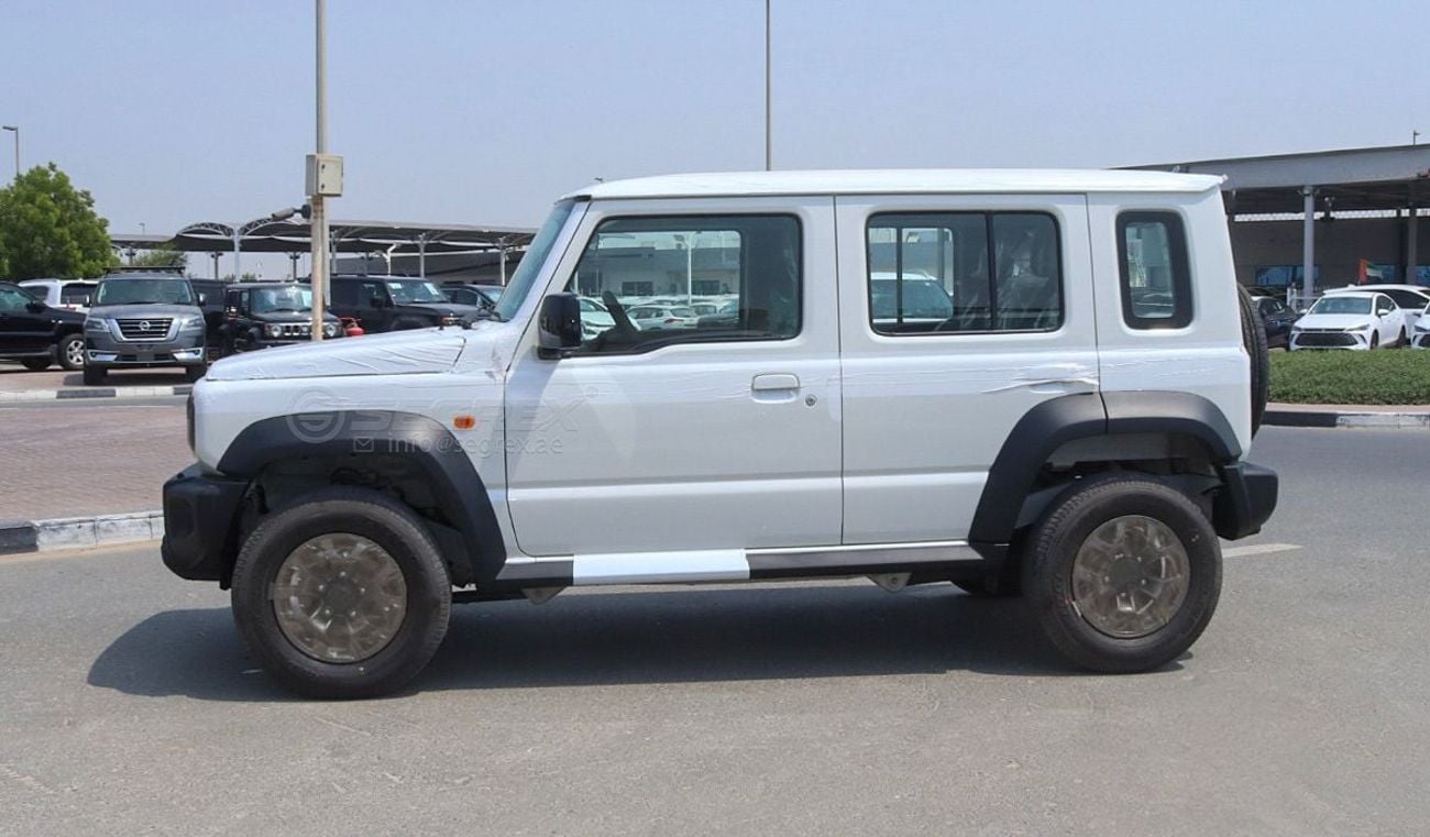 سوزوكي جيمني GLX . 1.5L . Petrol . 4WD . 4-Speed Automatic . 5 Seats . 5 Doors موديل 2026. للتصدير