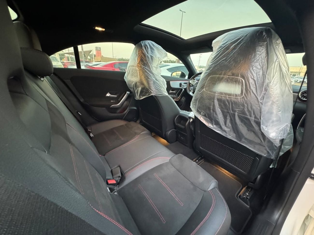 Mercedes Benz CLA250 PREMIUM
