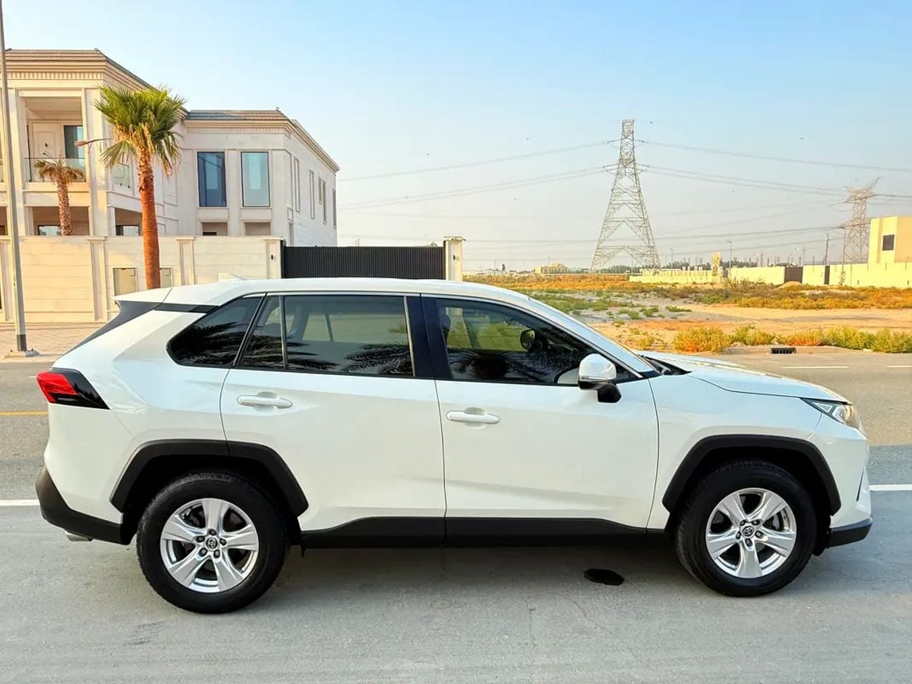 تويوتا راف ٤ إي إكس آر RAV4 EXR GCC Specs -excellent condition