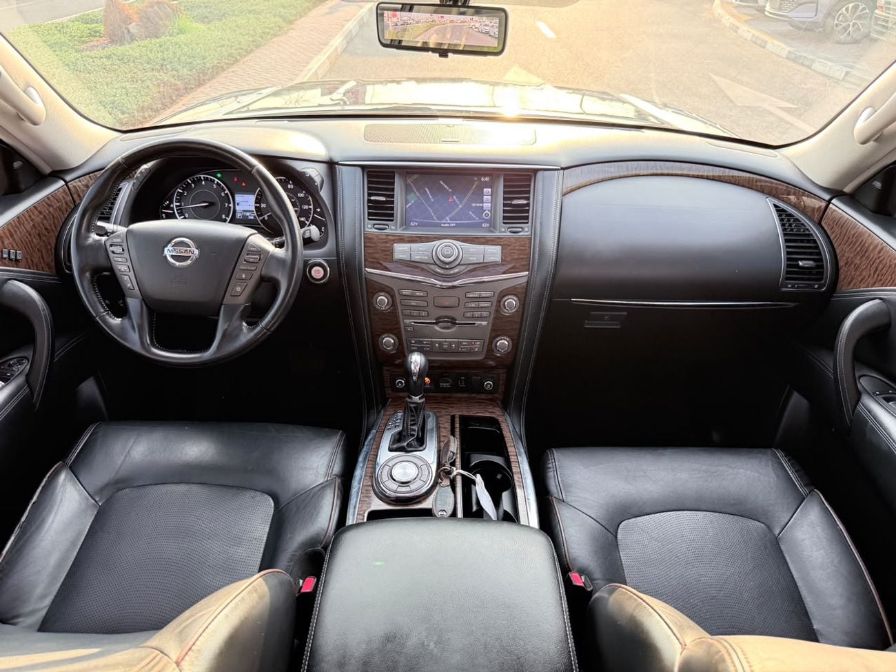 Nissan Armada SL Platinum 5.6L full option 2020