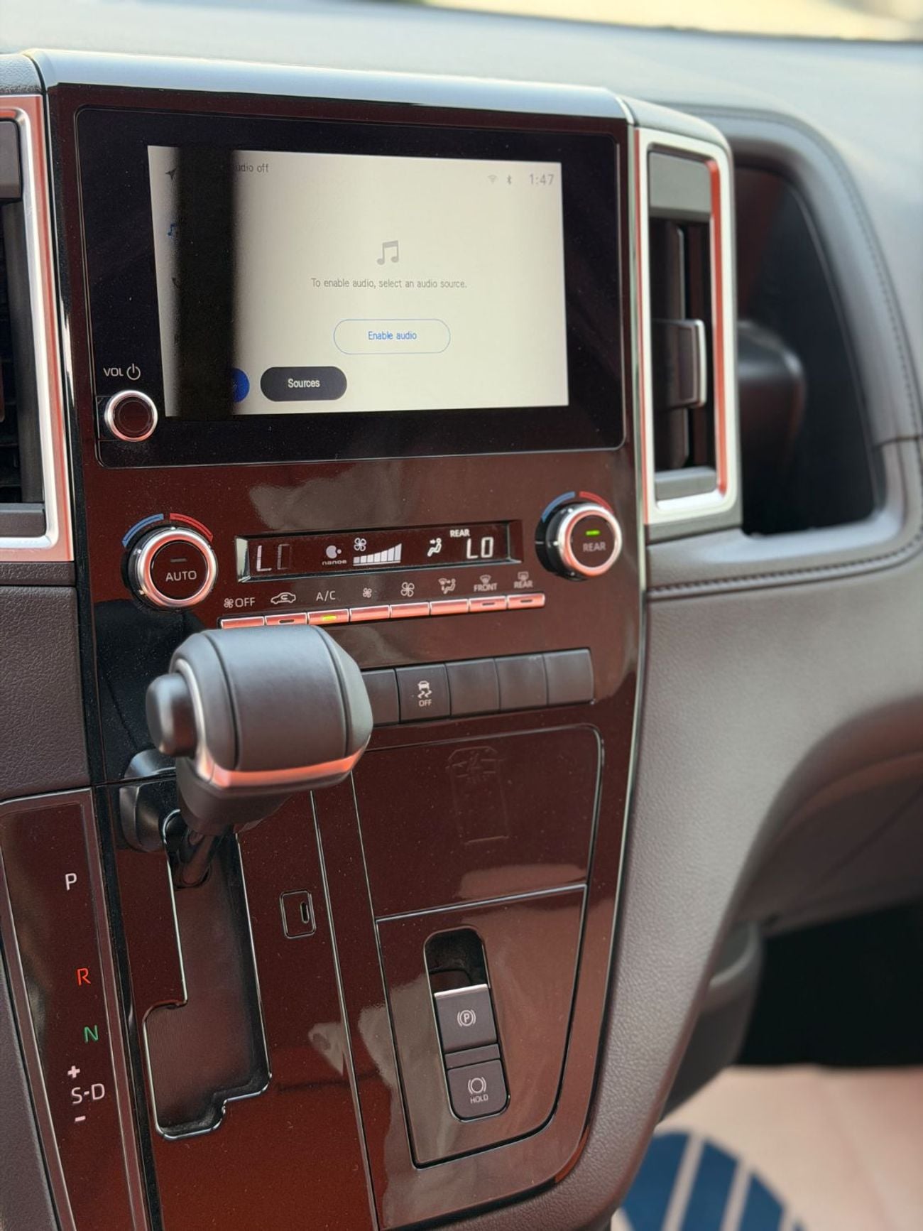 Toyota Granvia PREMIUM PETROL FULL OPTION WITH VIP EDITION