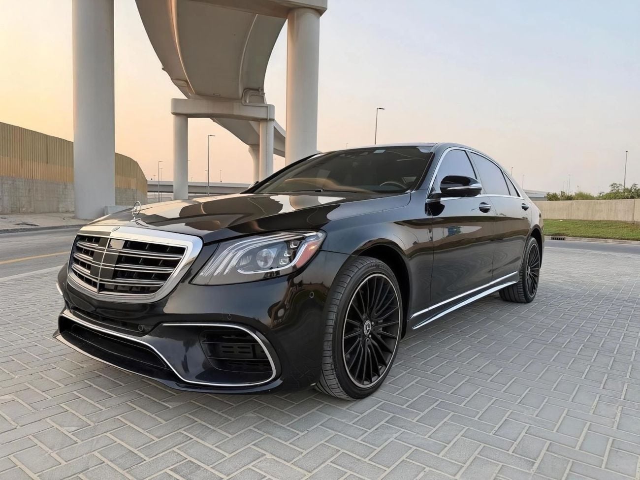 Mercedes Benz S560 L AMG