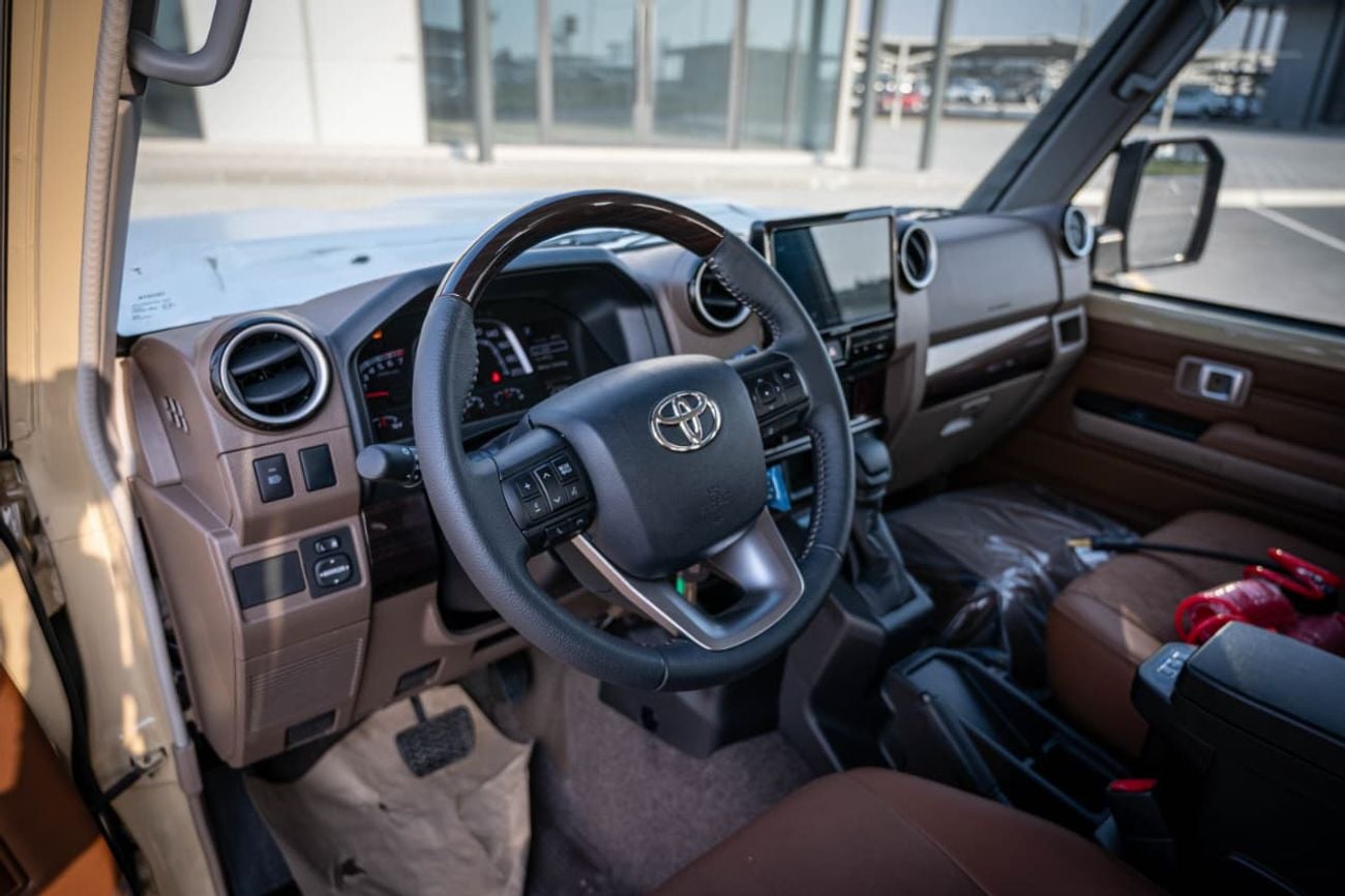 تويوتا لاند كروزر 70 LC 76 4.0L Z1 AUTOMATIC 2026 MODEL GCC