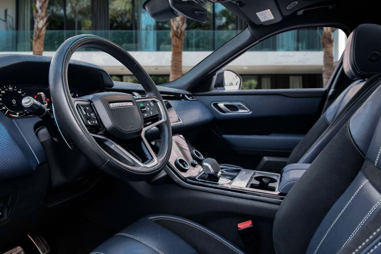 لاند روفر رينج روفر فيلار Range Rover Velar R-Dynamic | 2,742 P.M | 0% Downpayment | LR Warranty til Feb 2027!