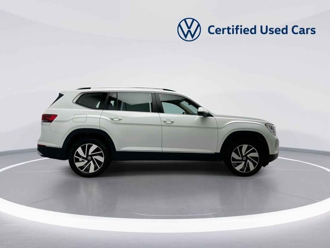 Volkswagen Teramont COMFORTLINE with Sunroof - Leather Seats 2L | VW Certified | Well Maintained
