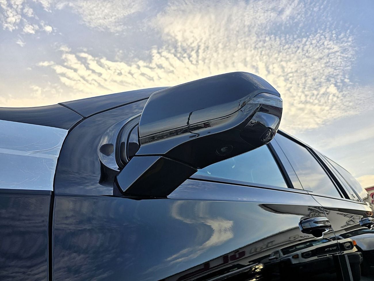 Cadillac Escalade SPORT PLATINUM Cadillac Escalade 6.2L Petrol V8 4WD Sport Black Color 2026 Model