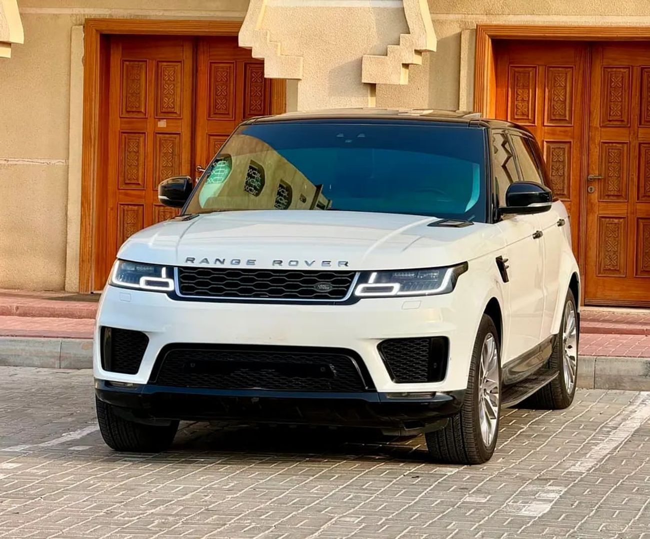 Land Rover Range Rover Sport SE رنج روفر سبورت صبغ وكالة خليجي بحالة ممتازة