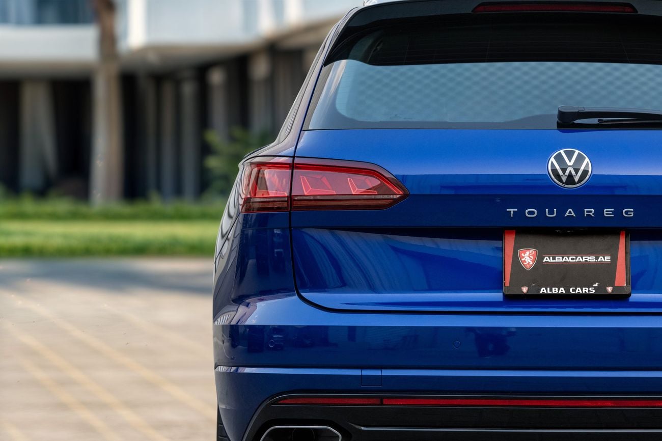 Volkswagen Touareg R-LINE | 2,644 P.M | 0% Downpayment | WARRANTY | LOW KM!