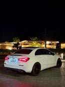 Mercedes Benz A220 STANDARD A 220 4MATIC - Luxury Sedan