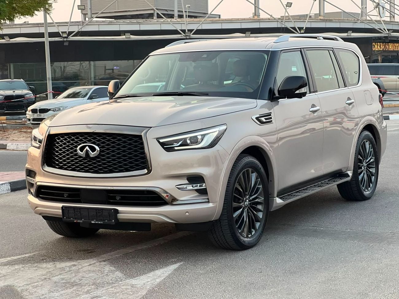 إنفينيتي QX80 LUXURY PROACTIVE