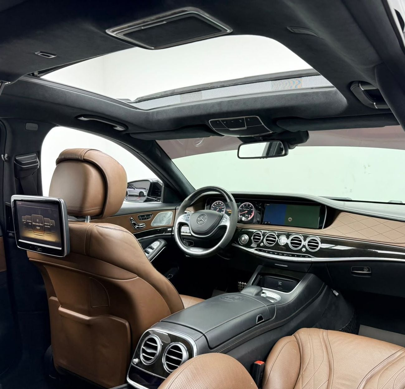Mercedes Benz S63 AMG STANDARD 2014 Mercedes Benz S63 AMG With BRABUS Kit, Full Service History, Fully Loaded, Excellent Condition