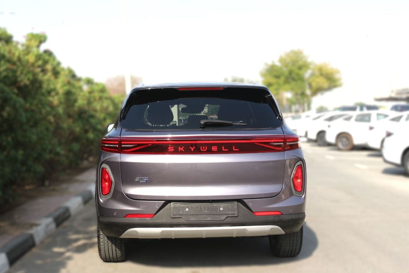 Skywell ET5 LUXURY BRAND NEW SKY WELL ET5 FULL ELECTRIC 2023 WITH 410 KM BATTRY RANGE