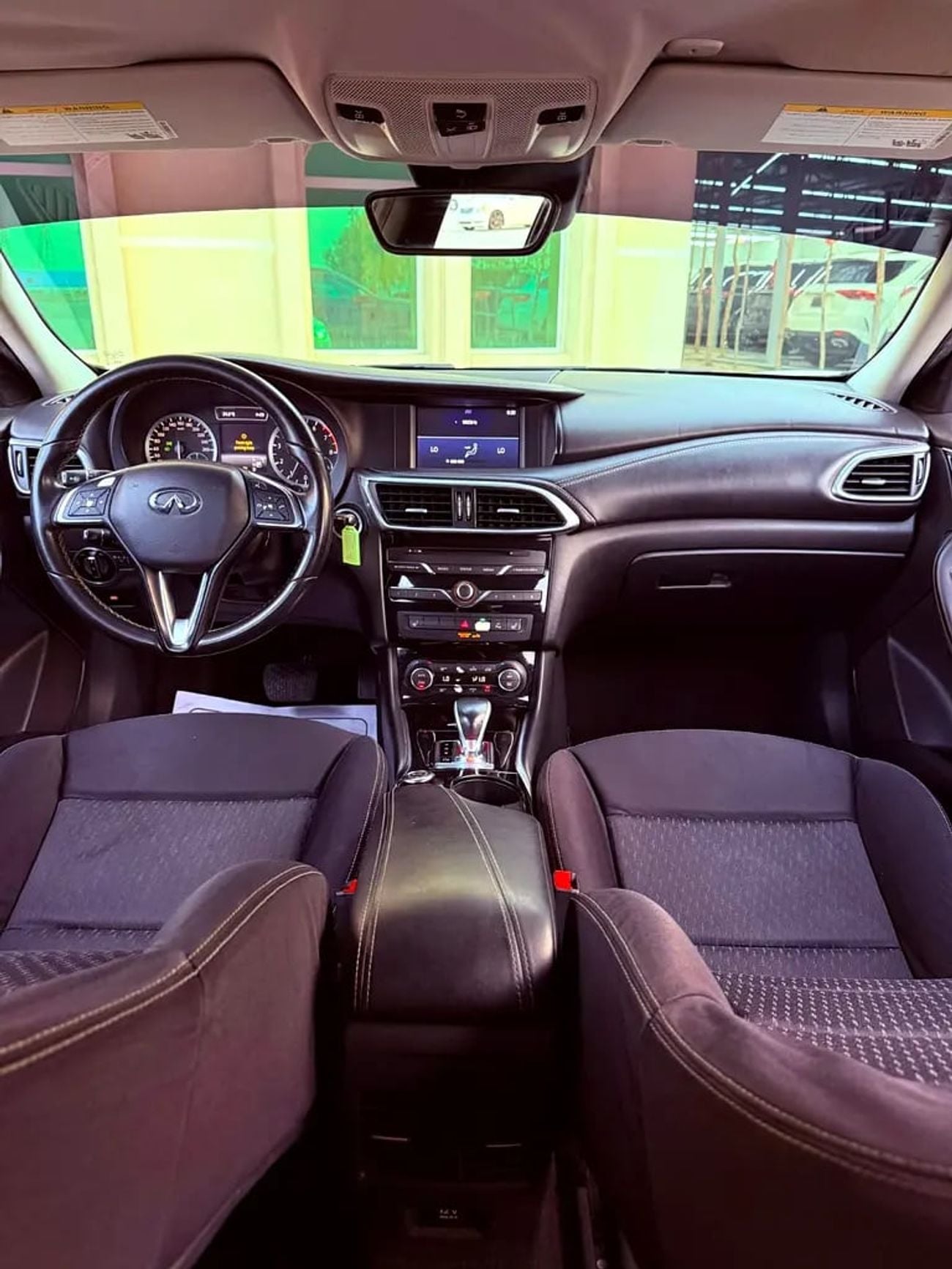 إنفينيتي Q 30 GCC Specs | Compact Luxury Hatchback