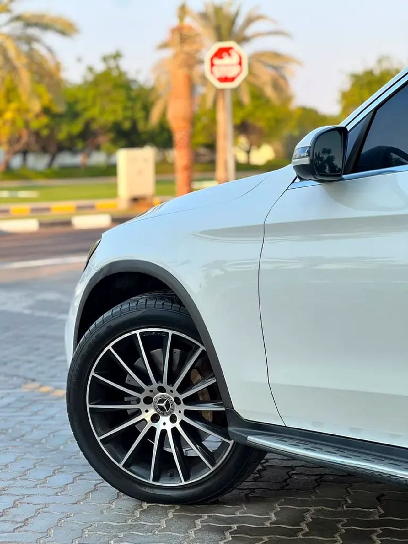 Mercedes Benz GLC250 GLC 250 4MATIC | GCC Specs | Excellent Condition
