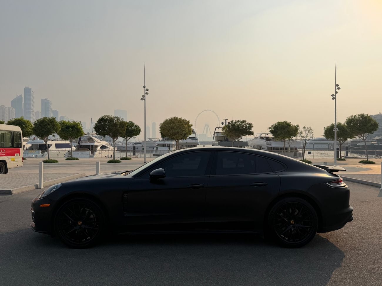 Porsche Panamera 4