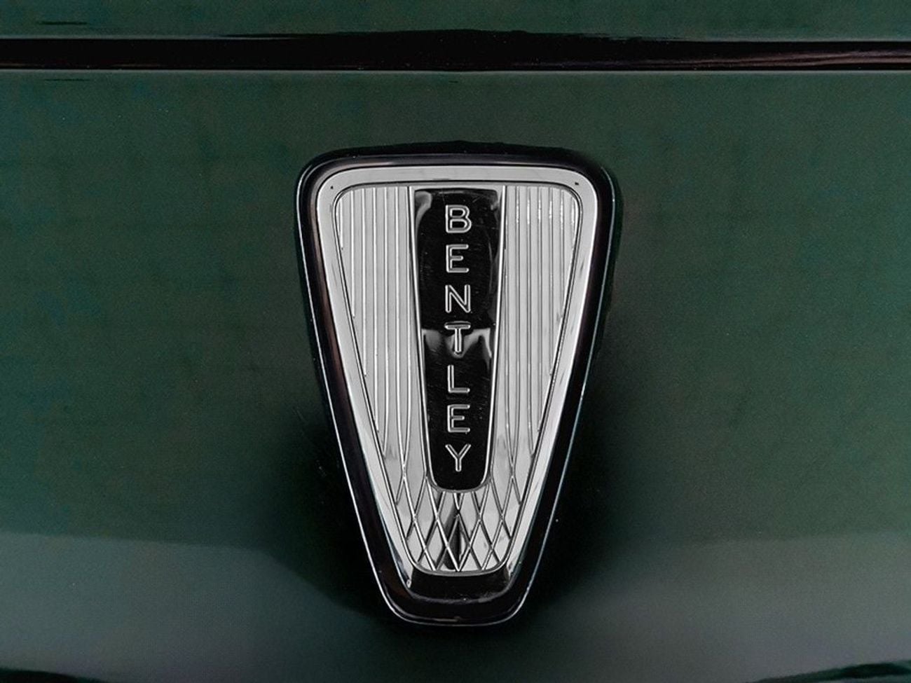 Bentley Flying Spur GT (6.0L · 12 Cyl · Automatic · Petrol · Coupe · All Wheel Drive · 4 Seats · 2 Door) 4.0T V8