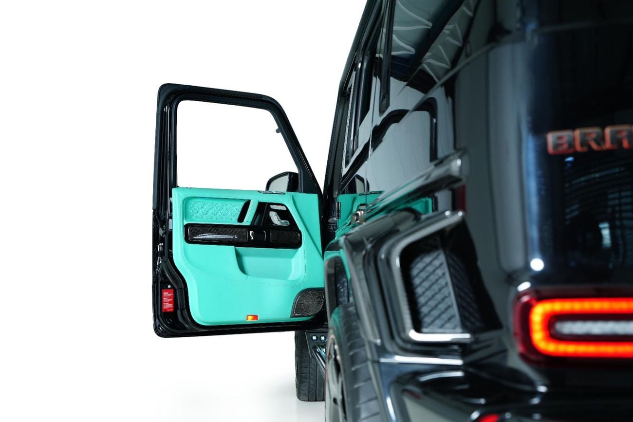 مرسيدس بنز G 63 AMG GCC-Brabus 900 Rocket Kit Masterpiece -Interior Tiffany Blue-Carbon Fiber Kit