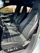 Porsche Panamera 4