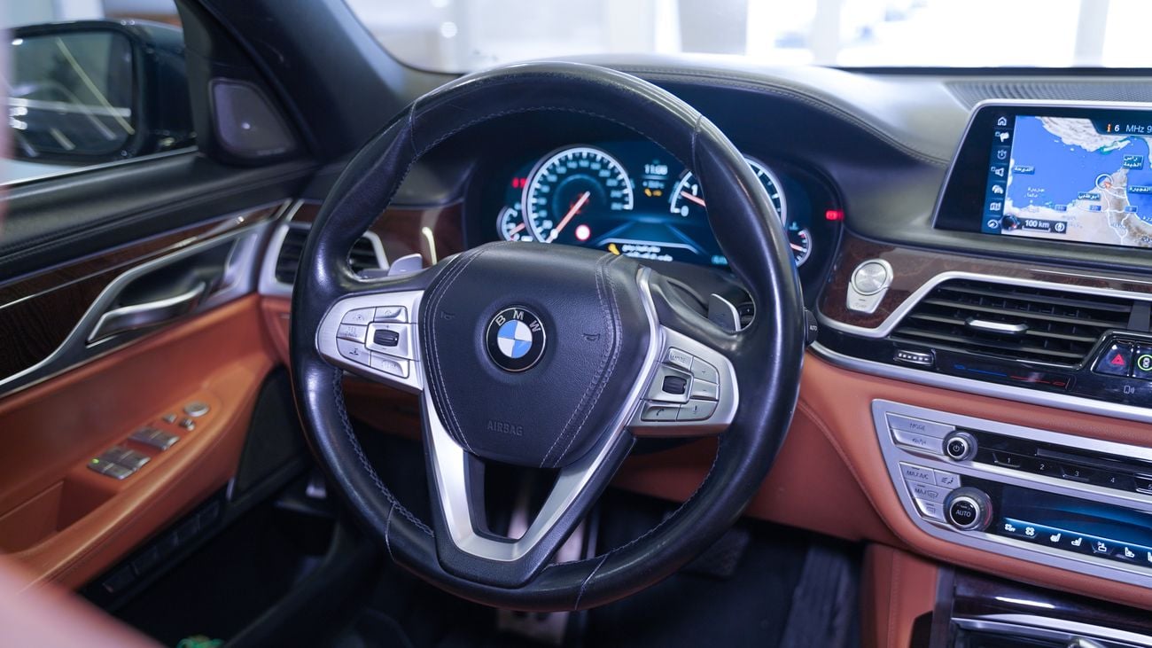 بي أم دبليو 740Li