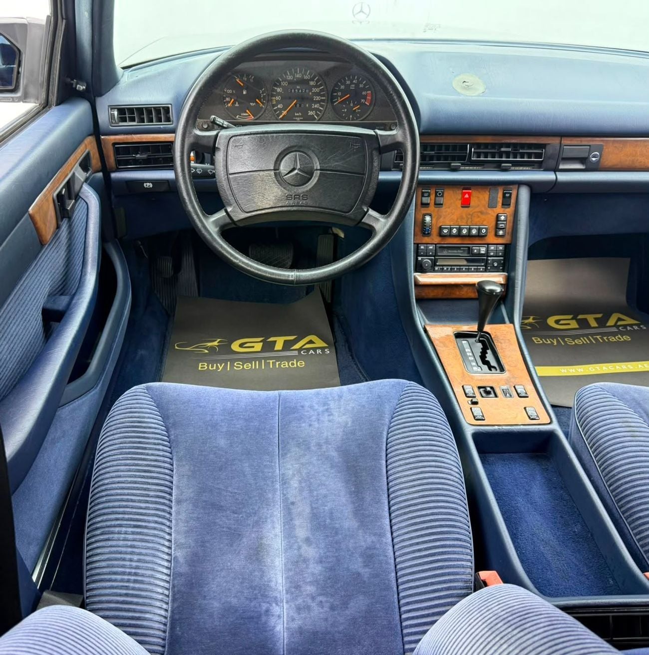 Mercedes Benz 560 SEL 1989 Mercedes-Benz 560 SEL, Excellent Condition, Japanese Specs.