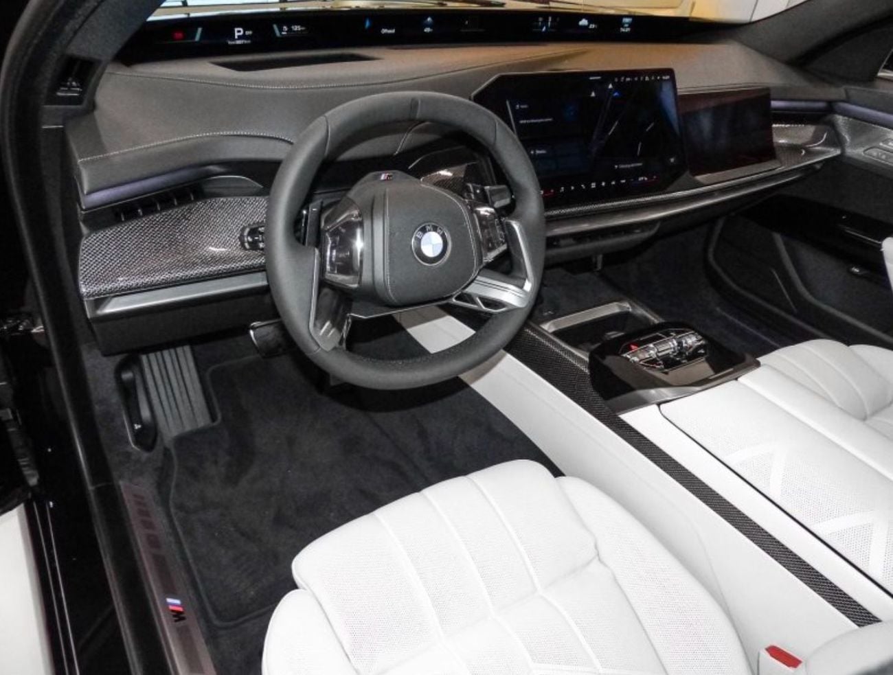 بي أم دبليو 740i
