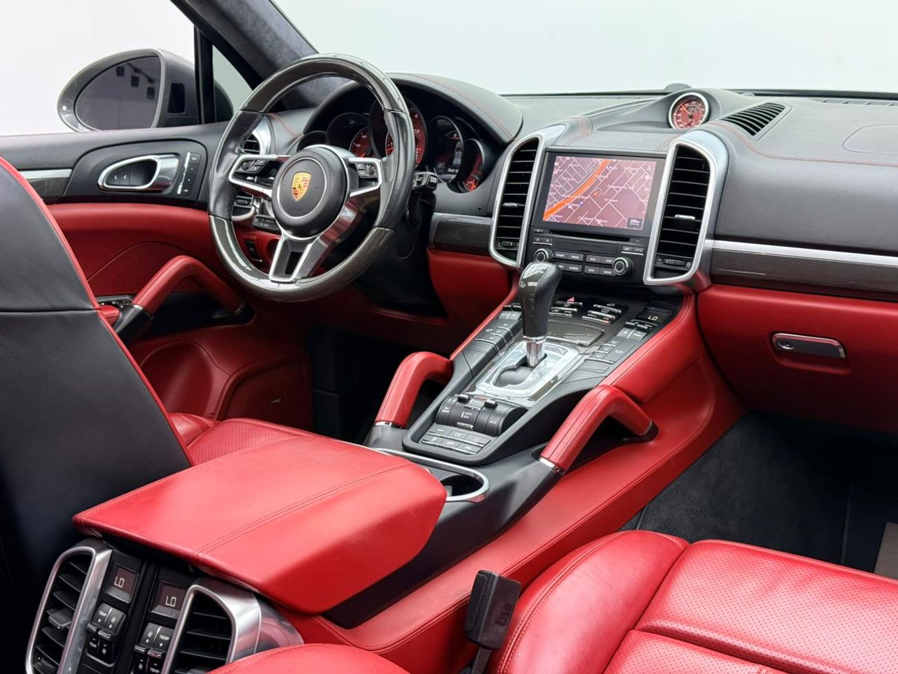 بورش كايان GTS 2017 Porsche Cayenne GTS, 2027 Porsche Warranty, Full Porsche Service History, Fully Loaded, GCC