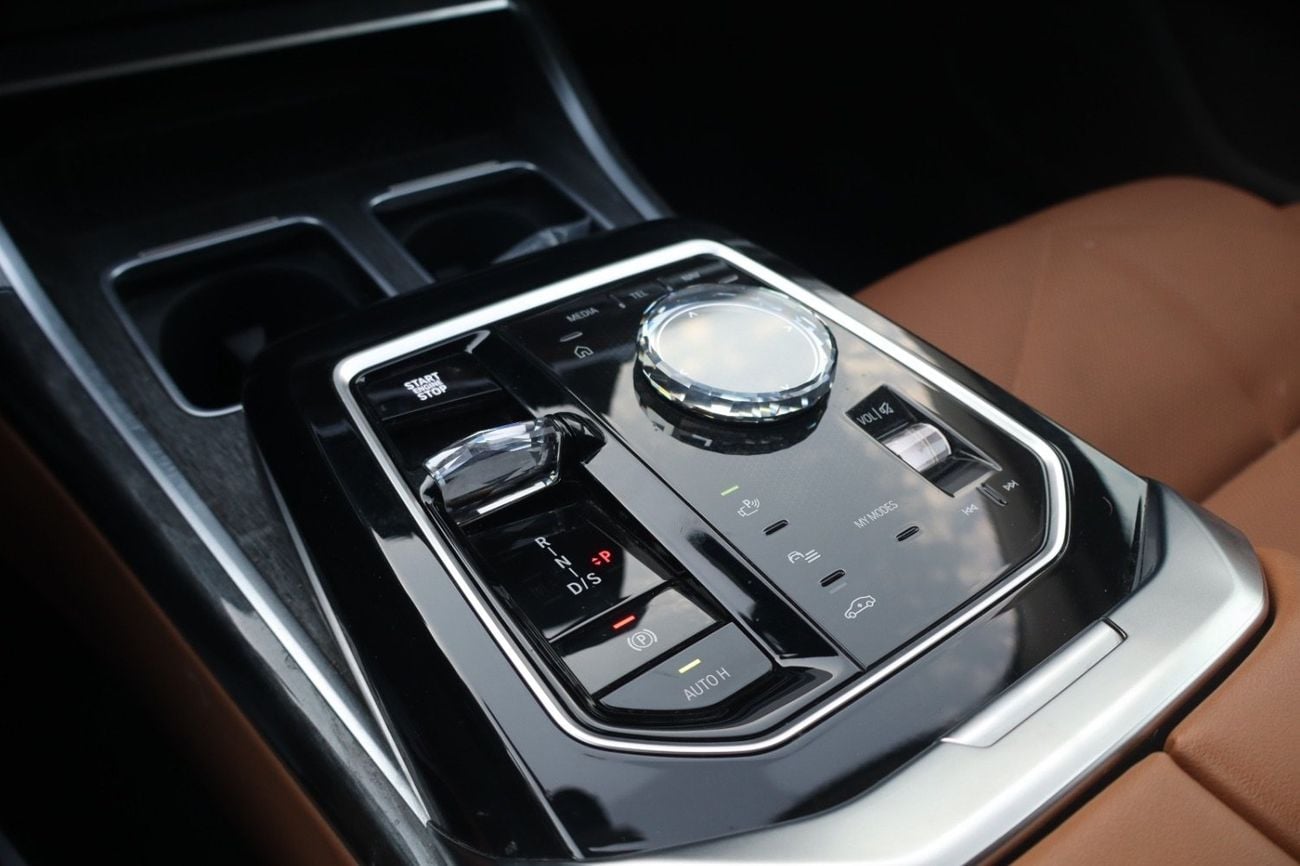 بي أم دبليو 735i BUSINESS EXCELLENCE