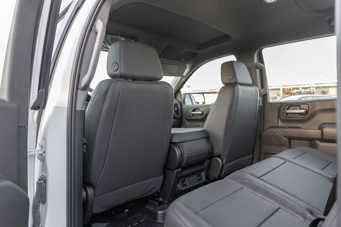 Chevrolet Silverado 1500WT CHEVROLET SILVERADO | V8 5.3L | 4WD | GCC | CREW CAB | 2025 (Export)