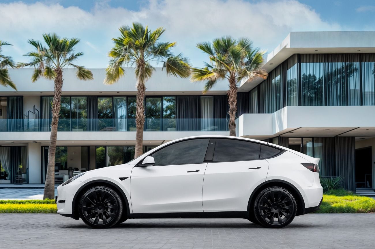 تسلا موديل Y LONG RANGE | 2,253 P.M | 0% Downpayment | TESLA WARRANTY!