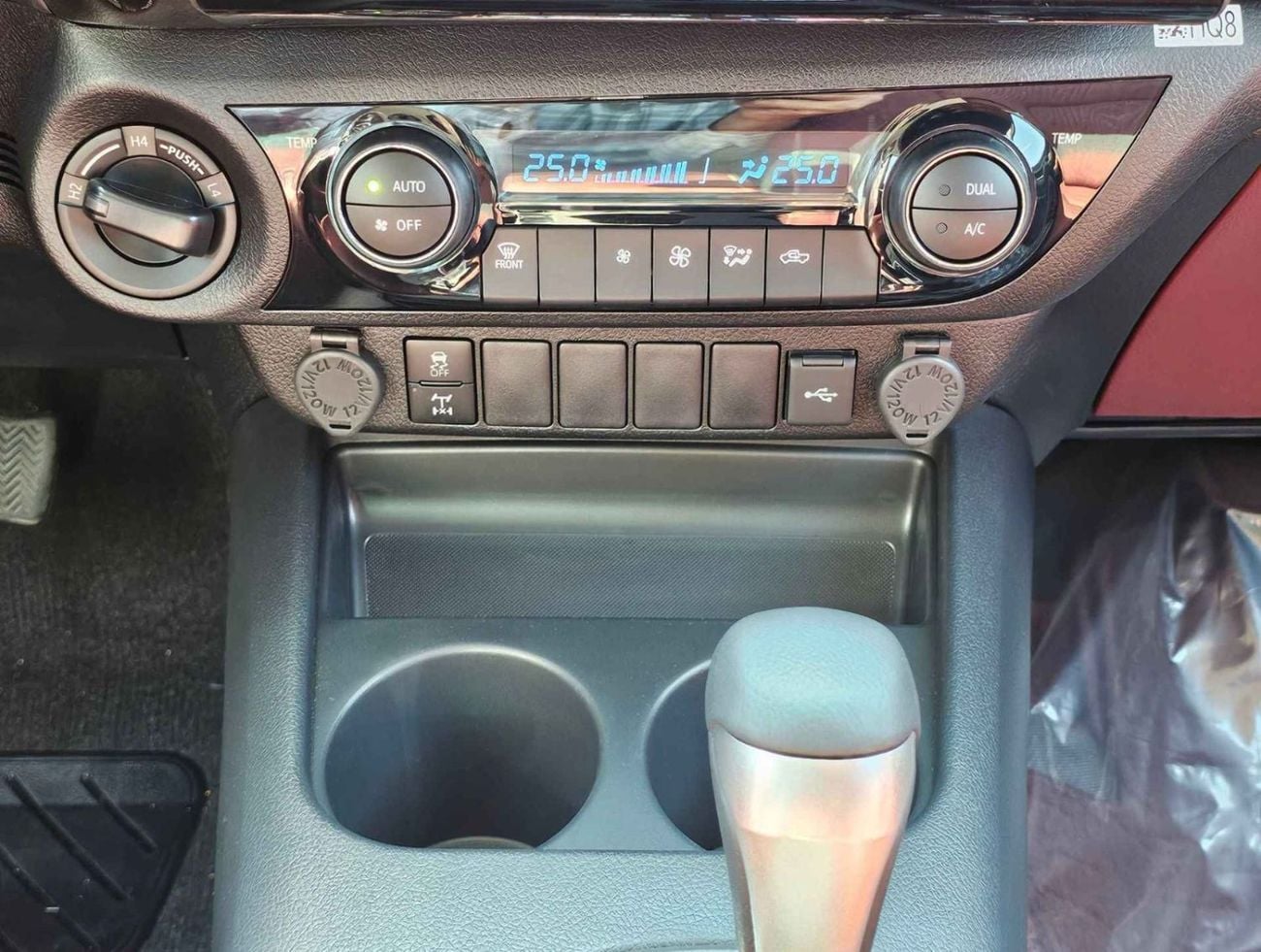 Toyota Hilux SR5 TRD || 4.0L PETROL V6 4WD | WOOD INTERIOR W VISOR | BLIND SPOT | DIFFLOCK | DVD+CAMERA | READY S
