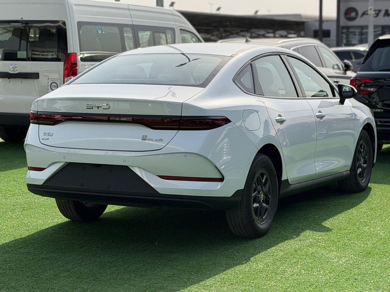 BYD QIN PLUS STANDARD DM-i 55KM LUXURY EDTION | 2025 |