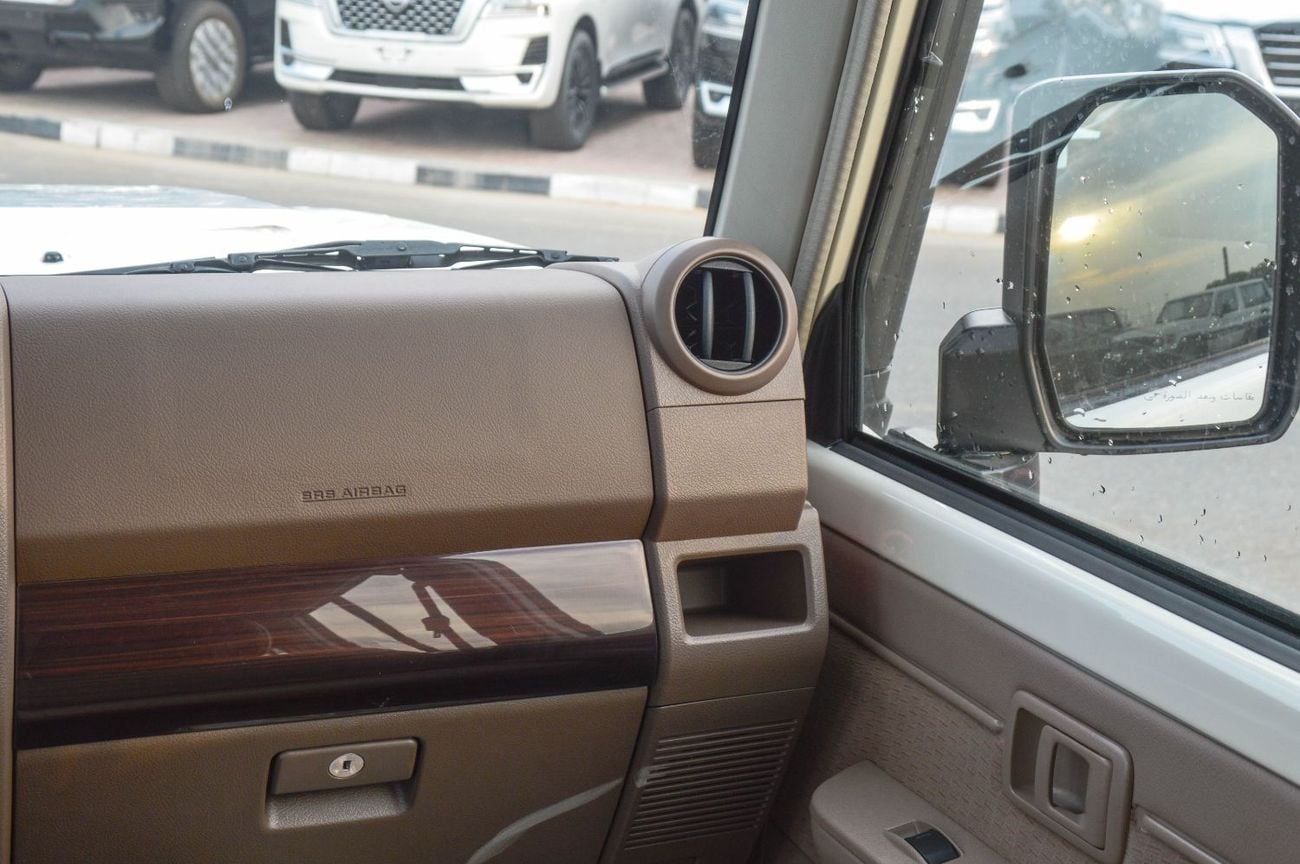 تويوتا لاند كروزر 70 LC76 LX 2.8L 4WD SUV 2026