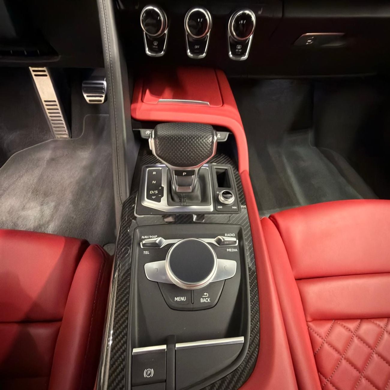 Audi R8 V10 PERFORMANCE GCC V10 under warranty