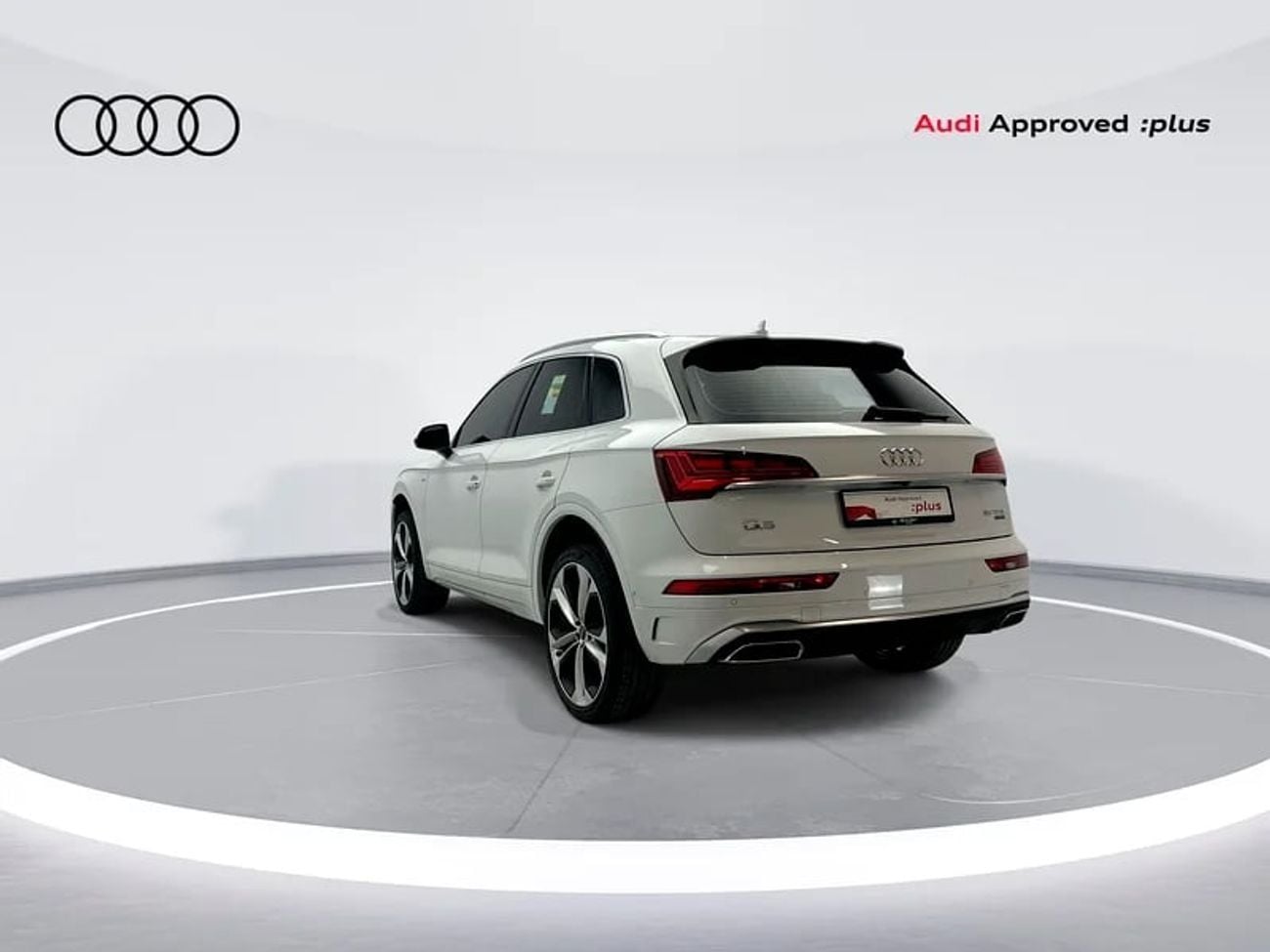 Audi Q5 45 TFSI S-LINE quattro 249hp (Ref# 078401)