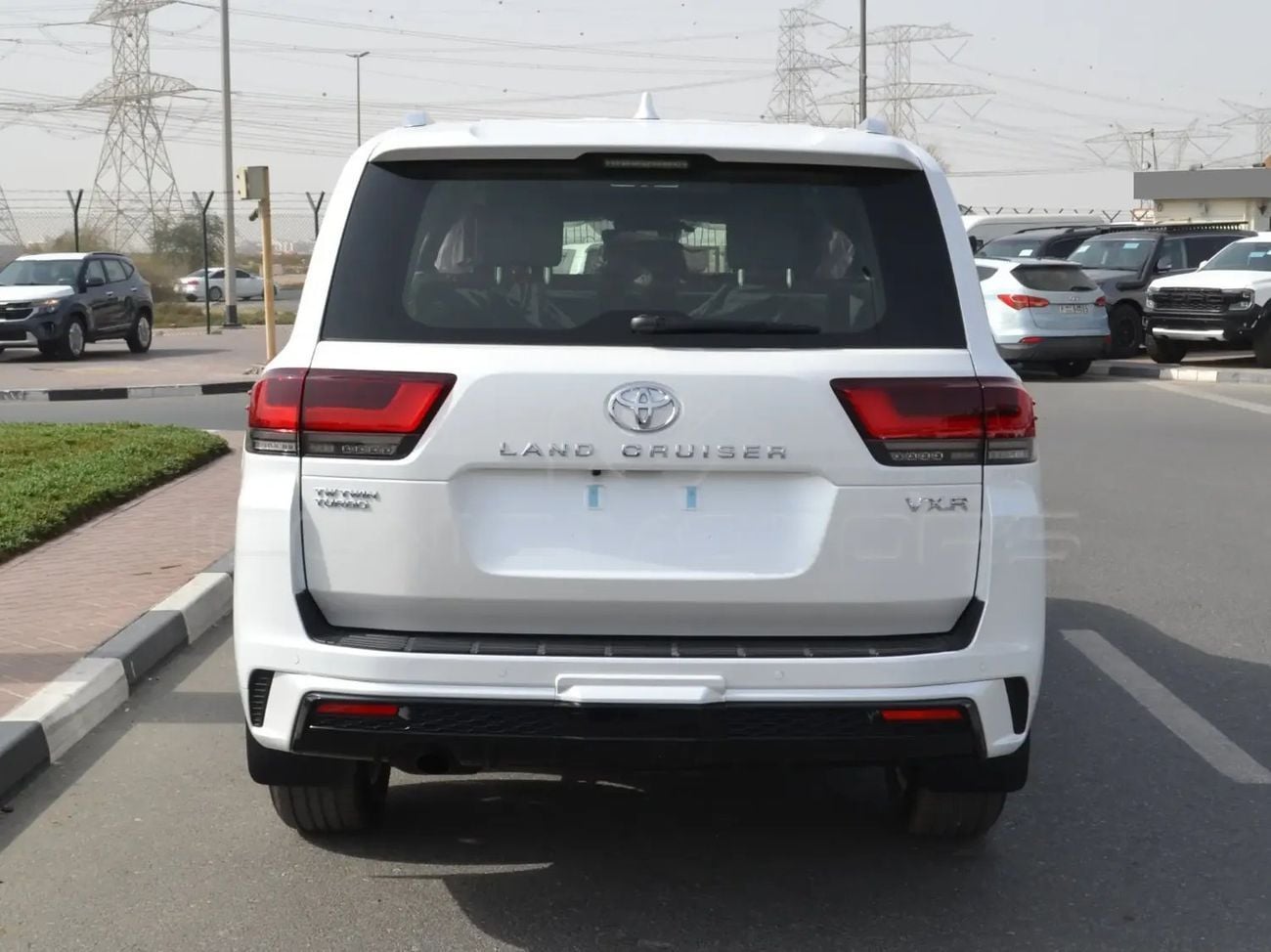 تويوتا لاند كروزر VXR 2026 TOYOTA LAND CRUISER 3.3 FULL OPTION