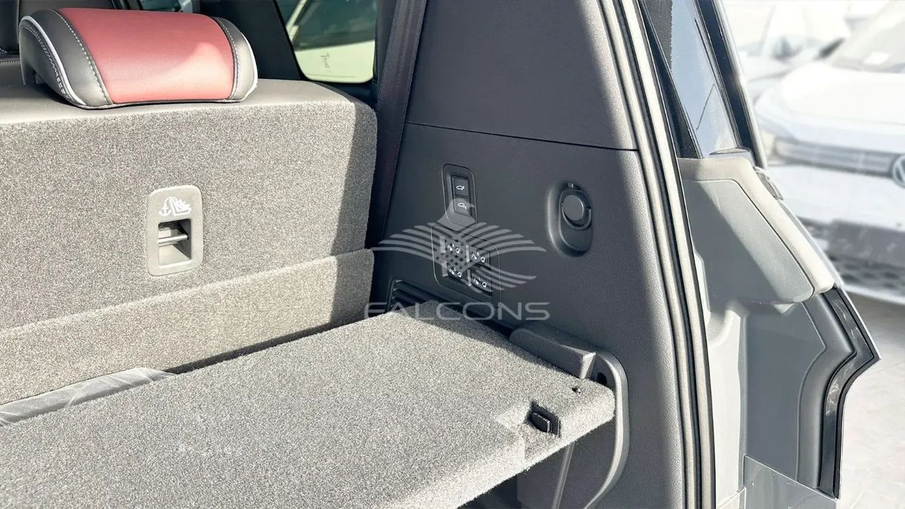 Infiniti QX80 AUTOGRAPH CAPTAIN CHAIRS